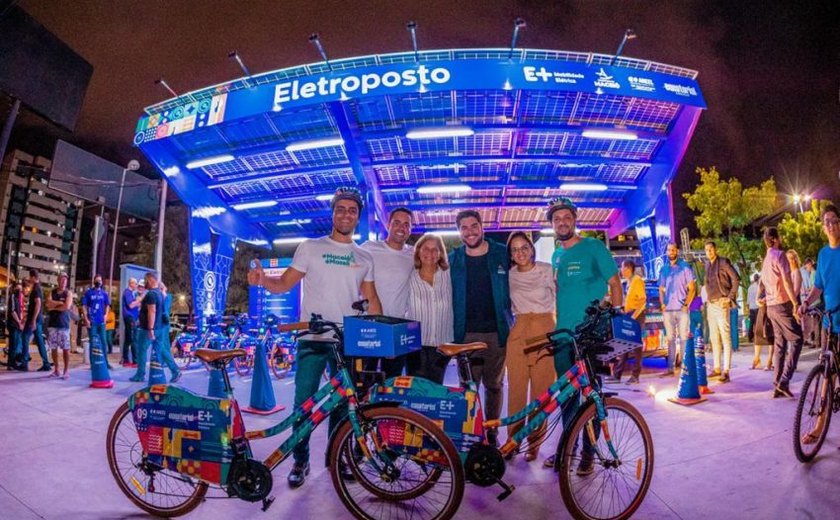 Prefeito JHC inaugura eletroposto e reforça compromisso com a sustentabilidade