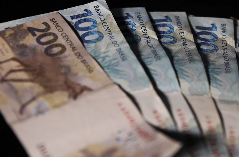 Abono Salarial: Caixa paga cerca de R$ 4,5 bilhões aos trabalhadores nascidos em julho e agosto