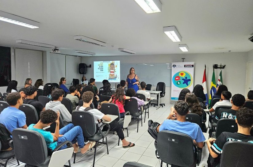 Palestra conscientiza estudantes sobre preservação do Rio São Francisco