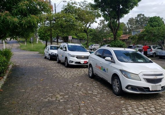 Taxistas interessados em ingressar no APP Táxi.Rio.Maceió já podem fazer o cadastro