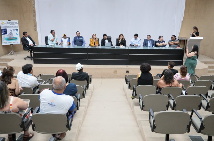 MPAL participa de audiência para discutir melhorias e garantia de direitos para alunos da EJAI