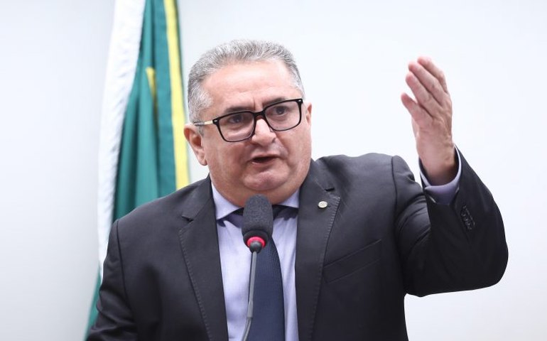 Comissão debate concurso público do Instituto Brasileiro de Informação em Ciência e Tecnologia