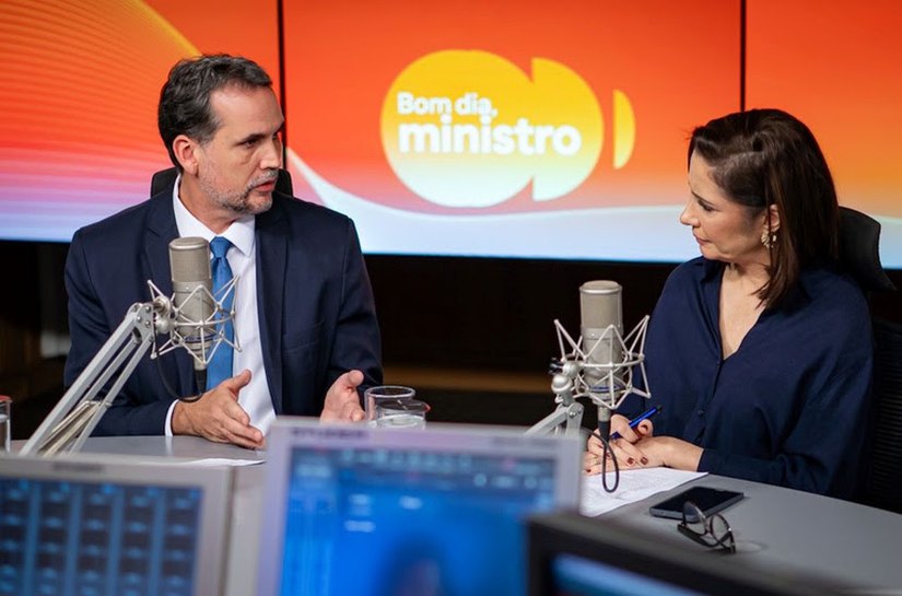 Bruno Moretti detalha ações do Governo do Brasil voltadas aos motoristas de aplicativos: “é um tema para nós fundamental”