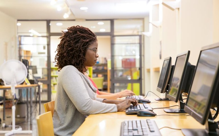 Concurso premia pesquisas acadêmicas que versam sobre Defesa Nacional