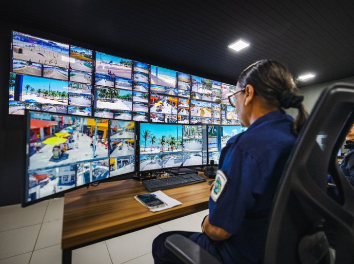 Central de Videomonitoramento da Prefeitura fortalece a segurança pública em Maceió