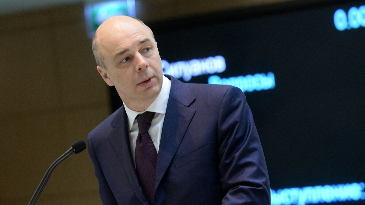 Rússia começa a usar ativos congelados de estrangeiros no país em resposta à UE e EUA, diz ministro