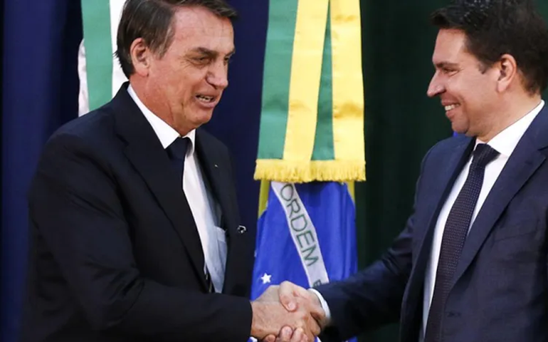 STF marca sessão extraordinária para julgar suspensão de ação penal contra Ramagem e Bolsonaro
