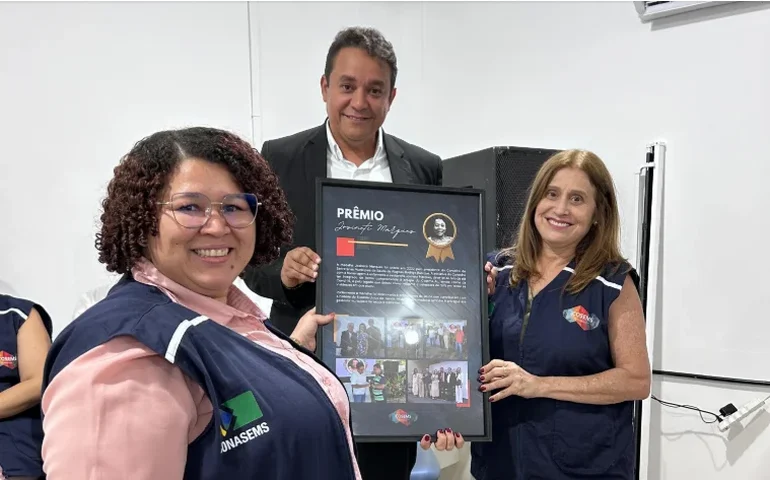 Homenagens a personalidades do SUS marcam última assembleia do ano do Cosems-AL