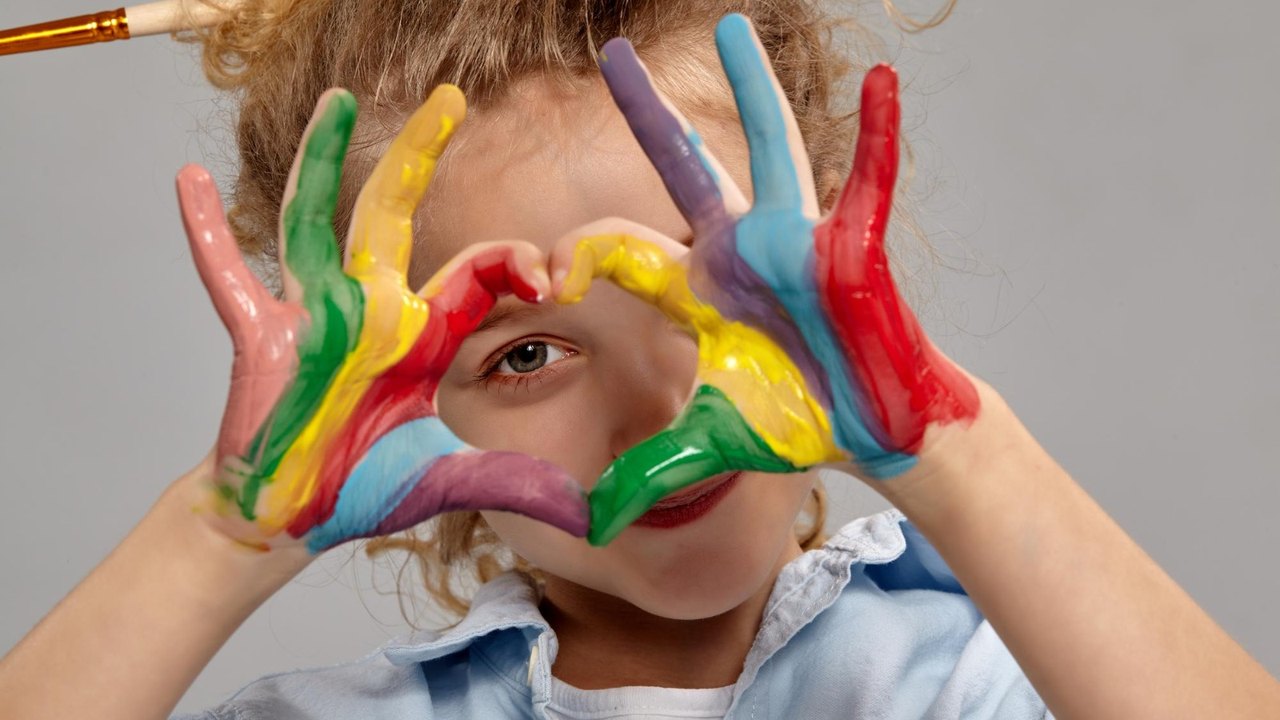 Dia da Conscientização do Autismo: Veja 9 sinais que os pais devem ficar atentos nos primeiros meses do bebê