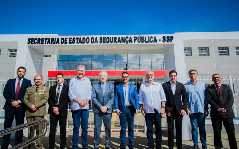 Governador e ministro da Justiça entregam Cisp Tipo 3 no Benedito Bentes