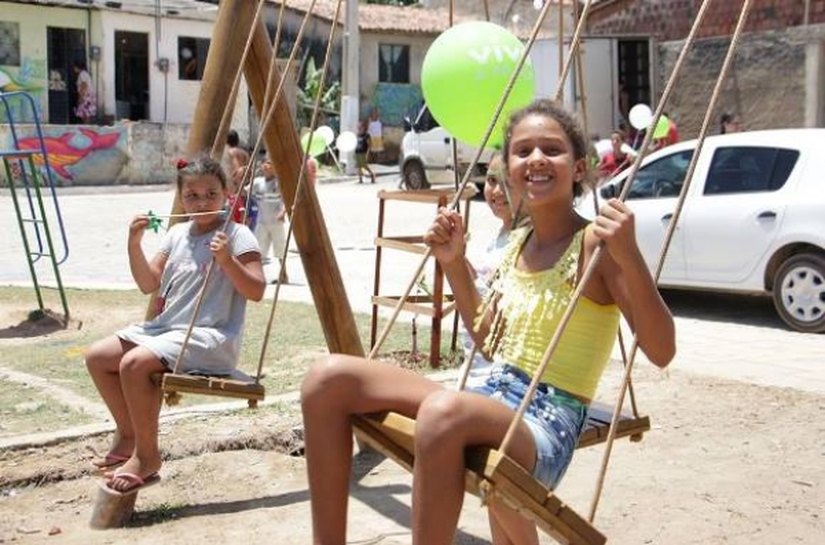Reforma de praça leva mais qualidade de vida para o Carminha