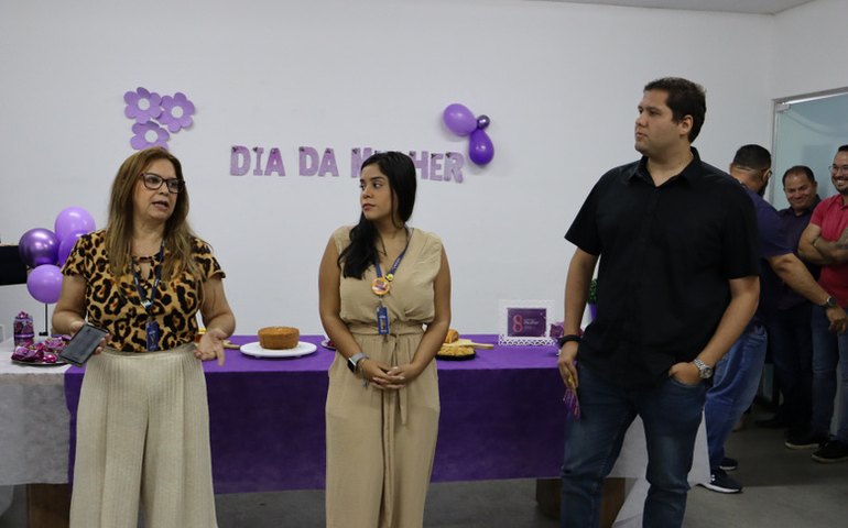 Servidoras da Secretaria de Convívio Social participam de palestra sobre empoderamento feminino