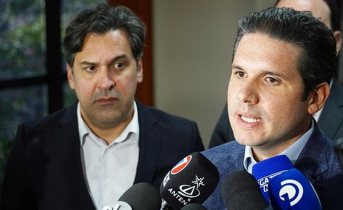 Hugo Motta se encontrou com Isnaldo Bulhões, líder do MDB