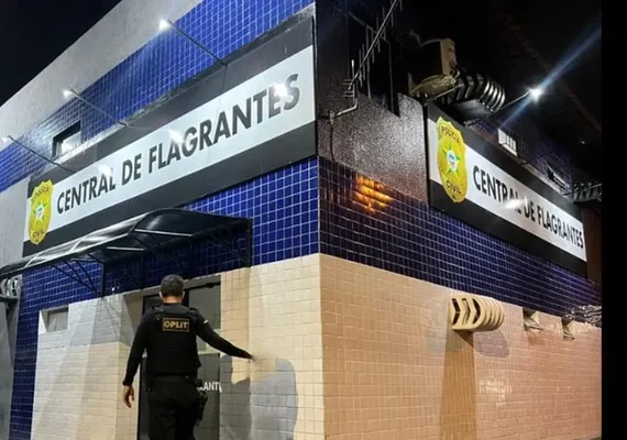 Comandante do 4º BPM Atingido por Mulher Durante Ocorrência