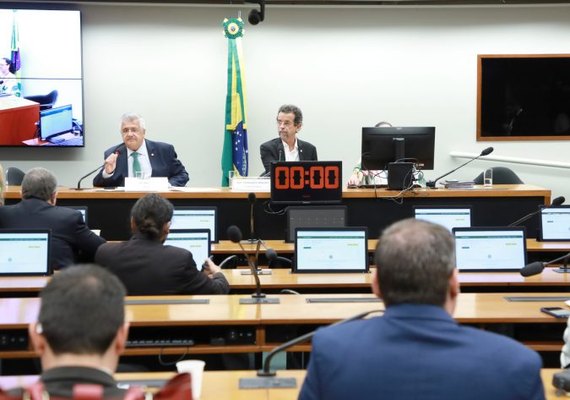 Câmara aprova urgência para participação de produtor rural na produção de biocombustível; acompanhe