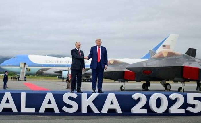 O que especialistas estão dizendo sobre a cúpula Putin-Trump?