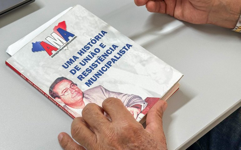 Vice-governador é destaque em lançamento do livro “Uma História de União e Resistência Municipalista”