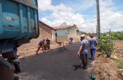 Seminfra realiza ações de infraestrutura no Conjunto Carminha, Benedito Bentes