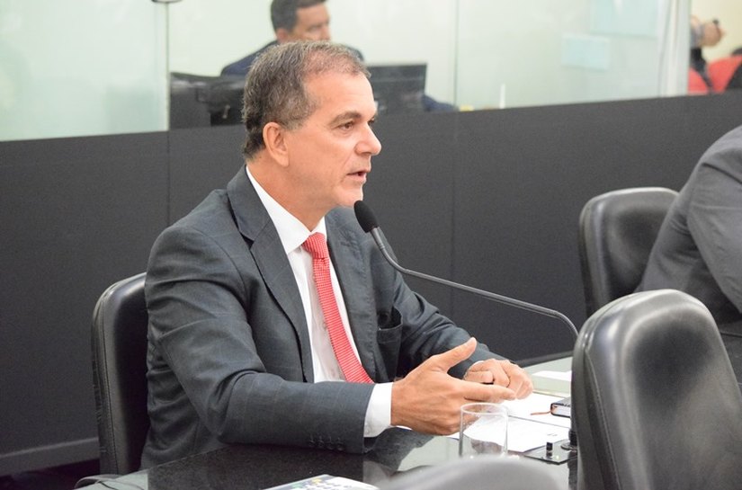 Projeto aprovado pela ALE permite negociação entre a Casal e a Eletrobras