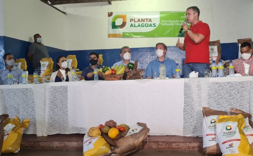Sucesso absoluto: Planta Alagoas rompe fronteiras e auxilia na produção familiar de norte a sul do estado