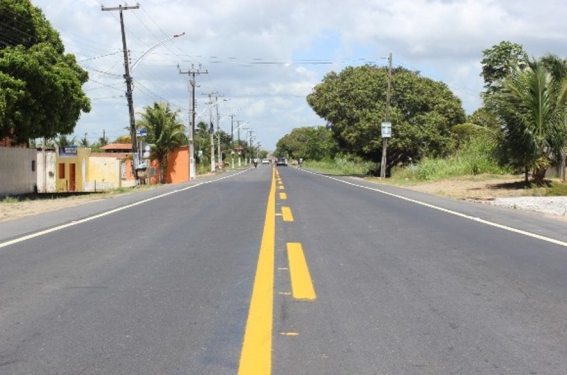 Governador entrega recuperação asfáltica da AL-215, em Marechal