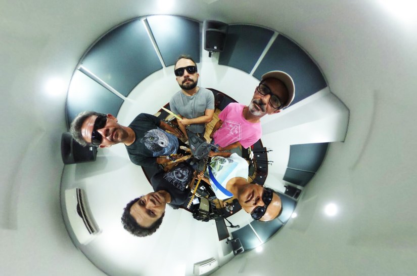 Xique Baratinho e Mopho apresentam noite de rock alagoano