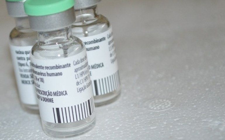 Secretaria da Saúde alerta pais para vacina contra HPV em meninas de 11 a 13 anos