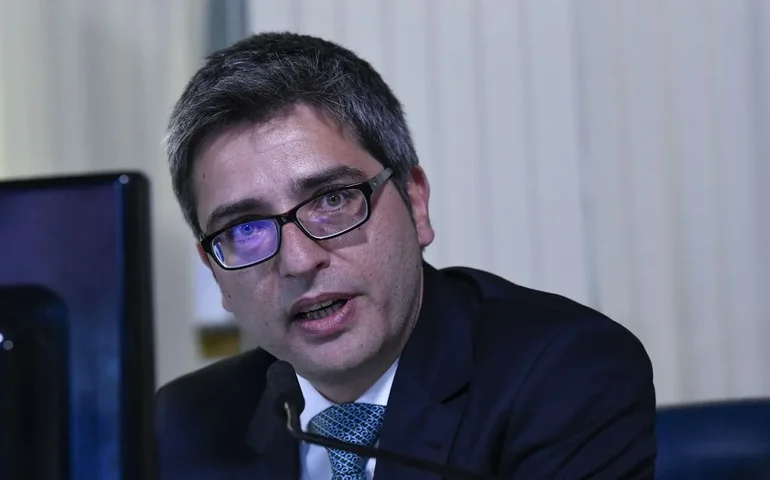 Senador do PL preterido em disputa no Rio cita 'frustração' com decisão de Flávio Bolsonaro: 'Não traio minha coerência'