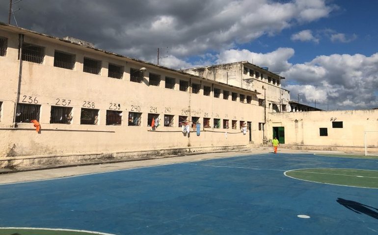 Comissão debate prática de separar presos por facções criminosas