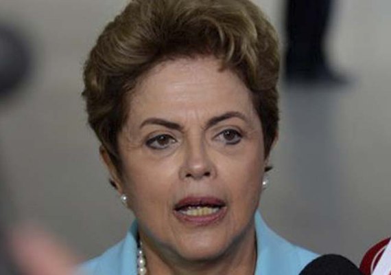 Dilma diz que economia vai continuar com dificuldades em 2016