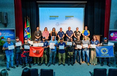 Vigilantes escolares de Arapiraca recebem certificados de conclusão em Protocolos de Segurança