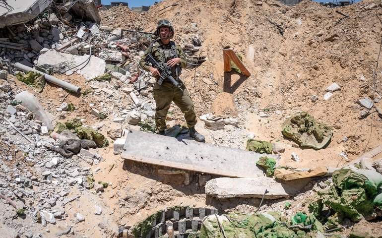 Ataques israelenses na Faixa de Gaza mataram 5 jornalistas neste domingo, diz Hamas