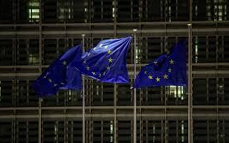 UE condena ataque do Irã contra Israel: 'grave ameaça à estabilidade regional'