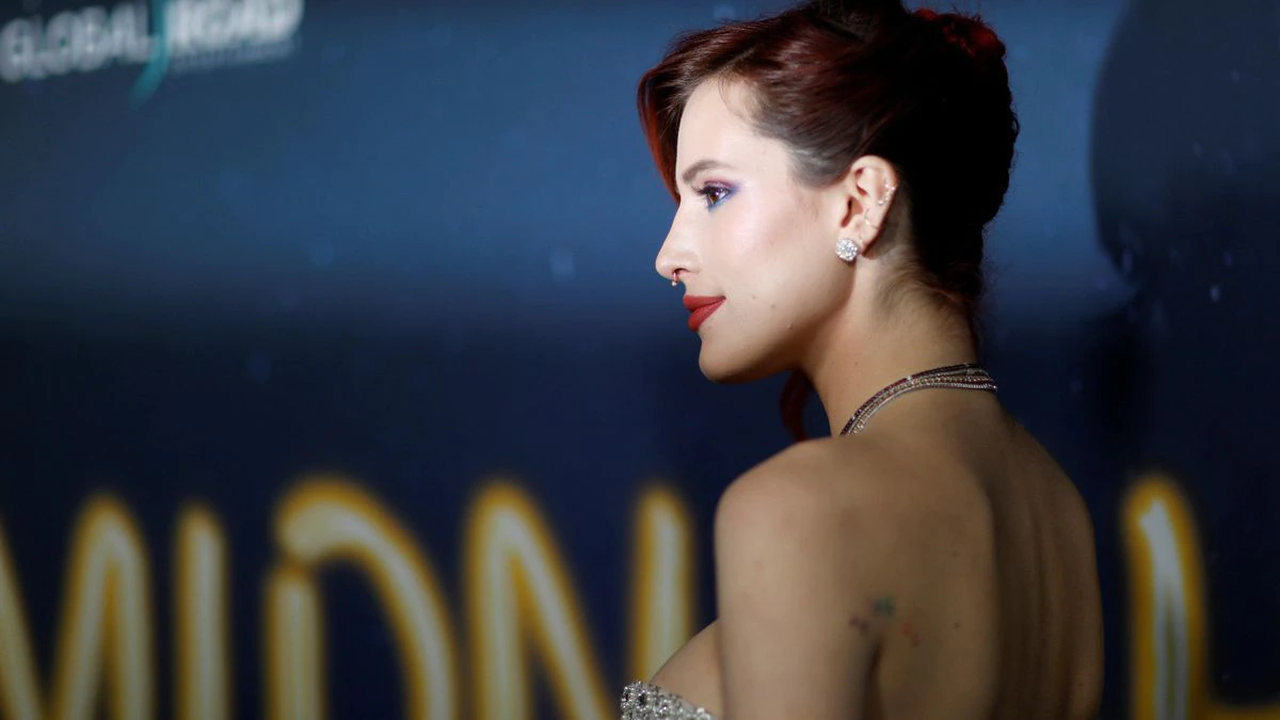 Bella Thorne fala sobre assédio sexual na infância: ‘Eu só tinha dez anos’