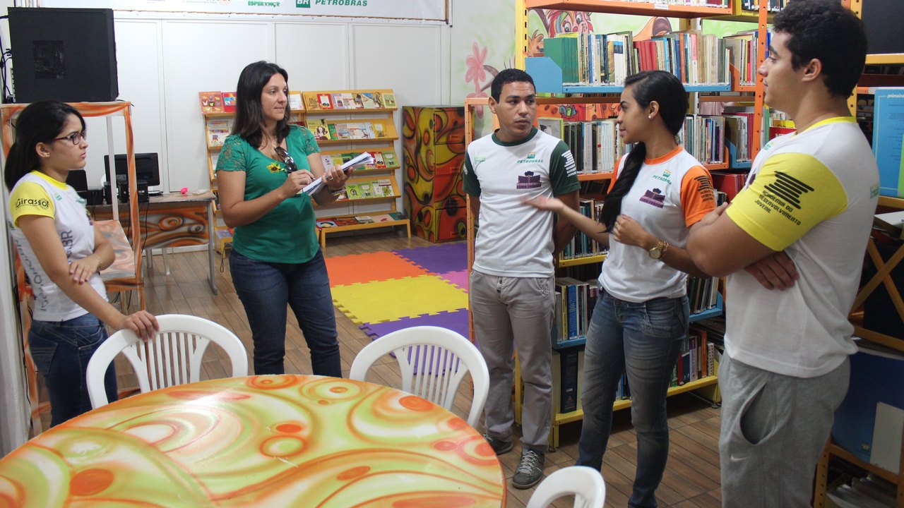 Projeto Academia recebe visita de representante da Petrobras