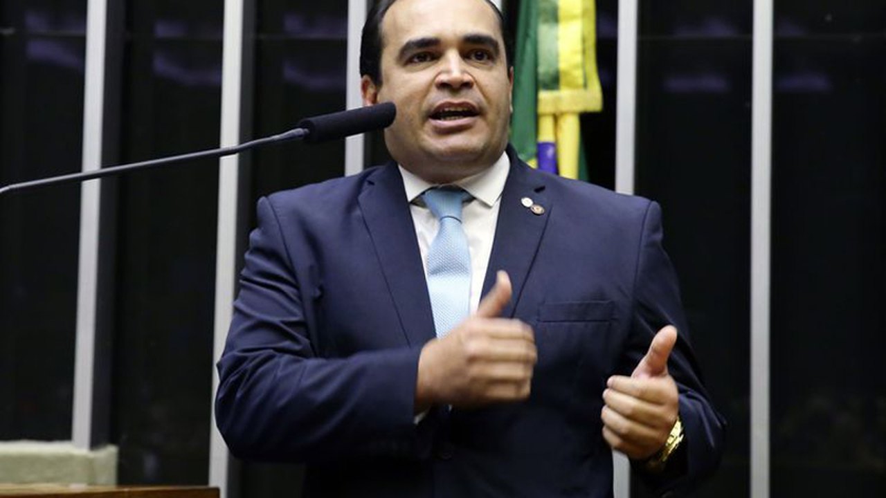 Deputado apresenta relatório pela prorrogação da desoneração em folha