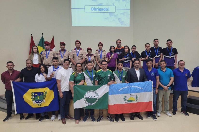 Quarenta e dois estudantes da Rede Estadual recebem premiação da Olimpíada Brasileira de Física das Escolas Públicas