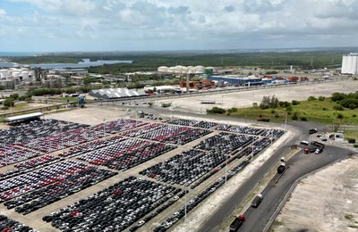Suape dá passo decisivo para arrendamento do terminal de veículos