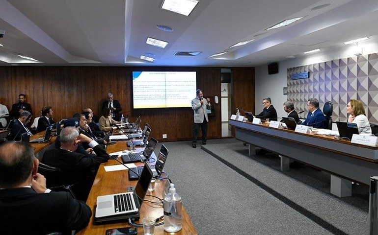 Comissão de MP que prorroga leis sobre licitações será instalada na quarta-feira