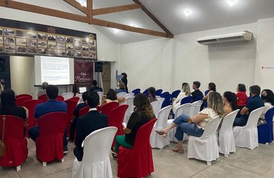 Escritor alagoano lança coletânea em verso e prosa na 43ª edição do Chá de Memoria