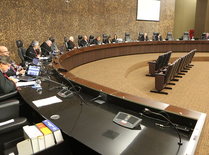 TJ adia para o dia 21 julgamento sobre prêmio de produtividade fiscal