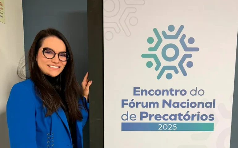 “Fórum Nacional de Precatórios debate avanços e desafios da área”, destaca juíza Carolina Valões em encontro do CNJ