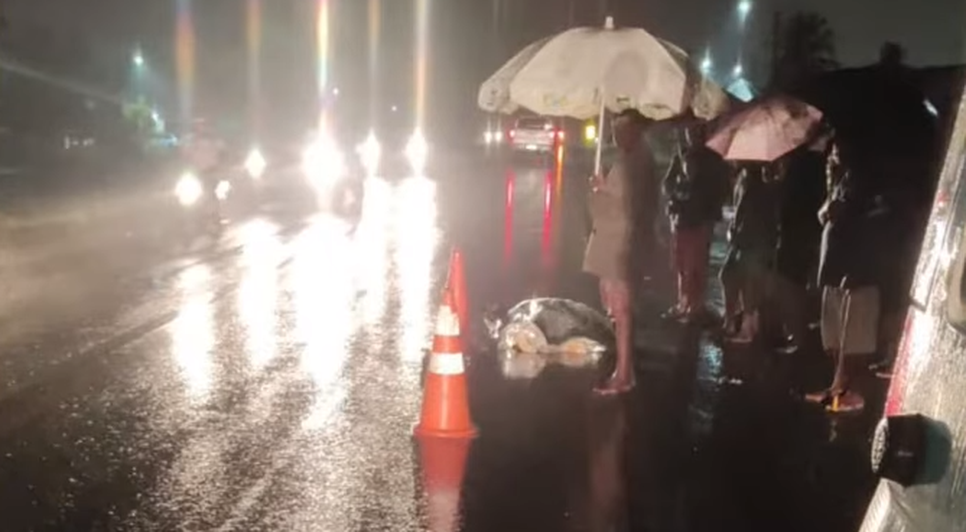 Pedestre morre atropelado por caçamba na BR-235 em Areia Branca