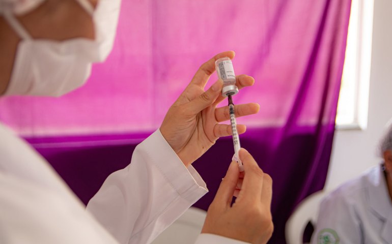 Nova vacina contra Covid-19 começa a ser aplicada em Arapiraca; cronograma já está disponível