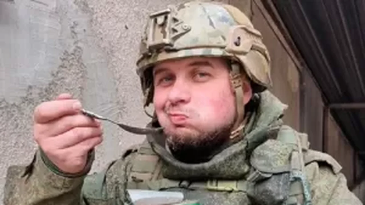 Influente blogueiro militar russo pró-guerra morre em explosão em São Petersburgo