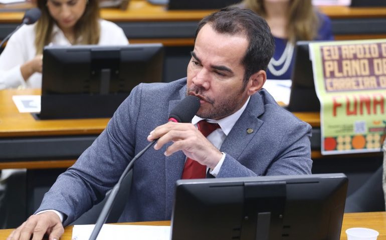 Comissão de Cultura debate incentivo a festas juninas