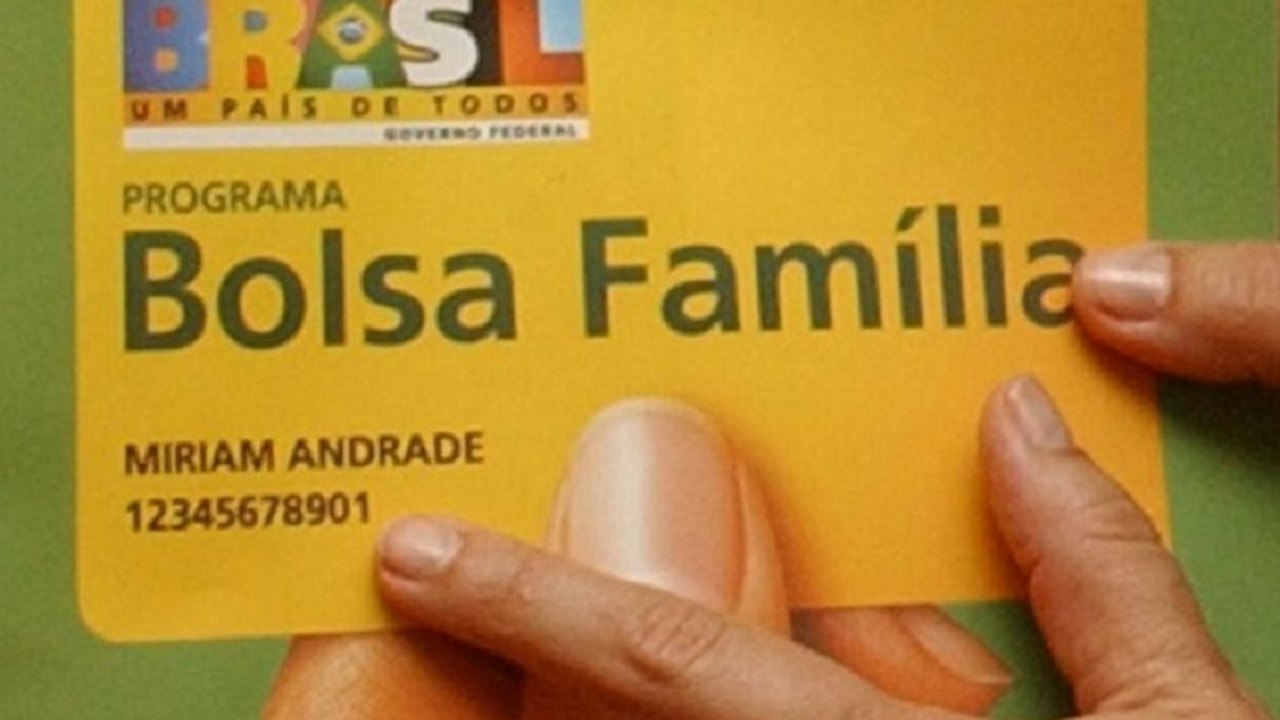 Bolsa Família atende a 14,2 milhões de famílias e alcance é o segundo maior da história do programa, em junho