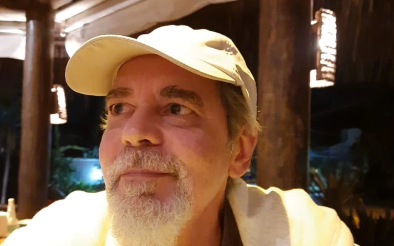 Mauro Santa Cecília, compositor de Por Você, morre após câncer aos 63 anos