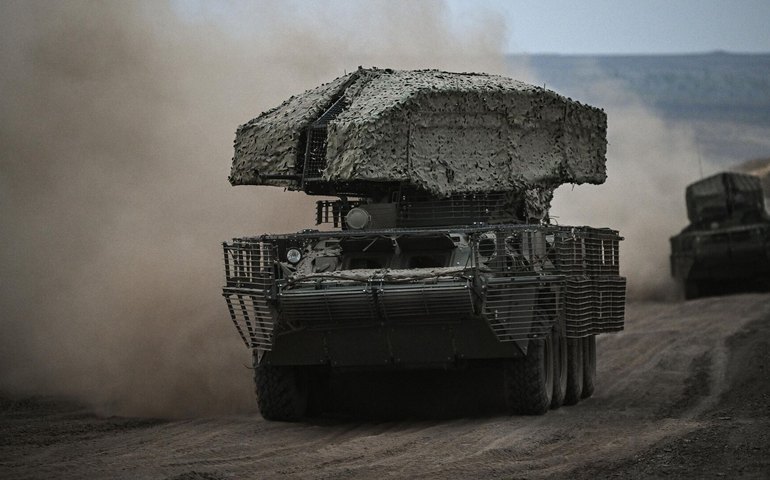 Defesa aérea russa abateu 8 mísseis ATACMS, 41 projéteis Himars e 689 drones ucranianos, diz MD