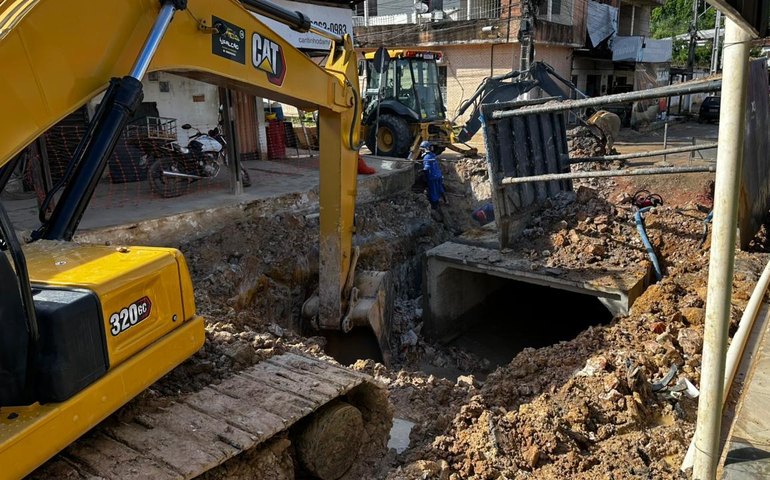 Prefeitura executa grande obra de drenagem na Grota do Ipanema